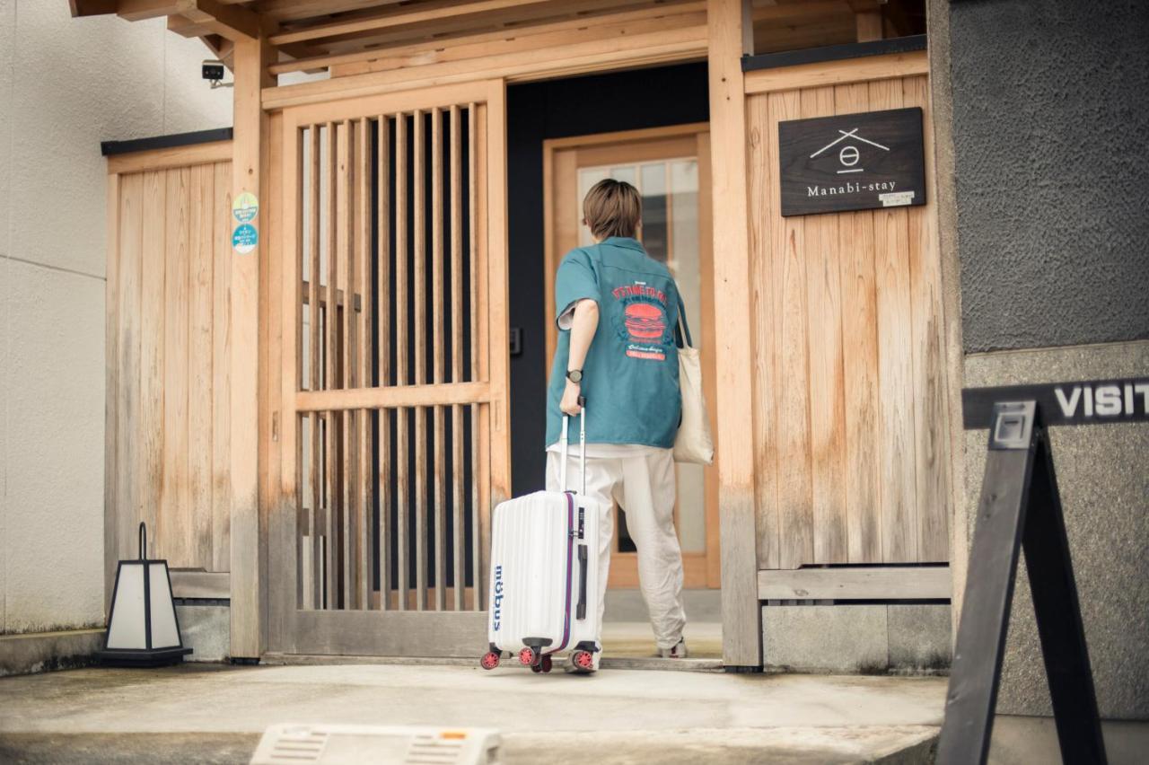 Manabi-Stay Takayama モダンな蔵ダイニングと半露天風呂付き古民家一棟貸切ホテル Екстер'єр фото