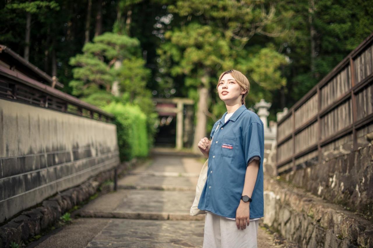 Manabi-Stay Takayama モダンな蔵ダイニングと半露天風呂付き古民家一棟貸切ホテル Екстер'єр фото