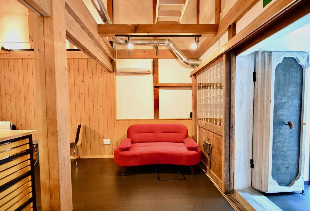 Manabi-Stay Takayama モダンな蔵ダイニングと半露天風呂付き古民家一棟貸切ホテル Екстер'єр фото